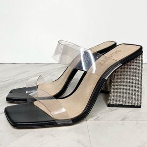 Schutz Ariellen Jewel Square Toe Heeled Sandal 6B